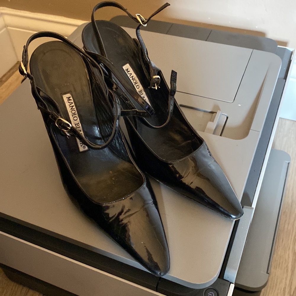 Manolo Blahnik patent black sling back heels